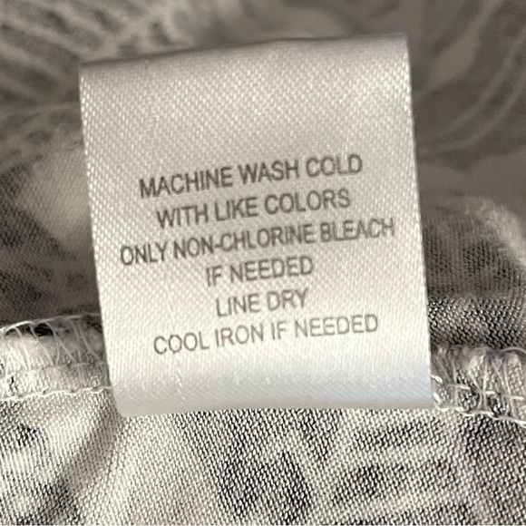 Charlotte Russe Black & White Print Maxi Skirt, Size M - Picture 9 of 10